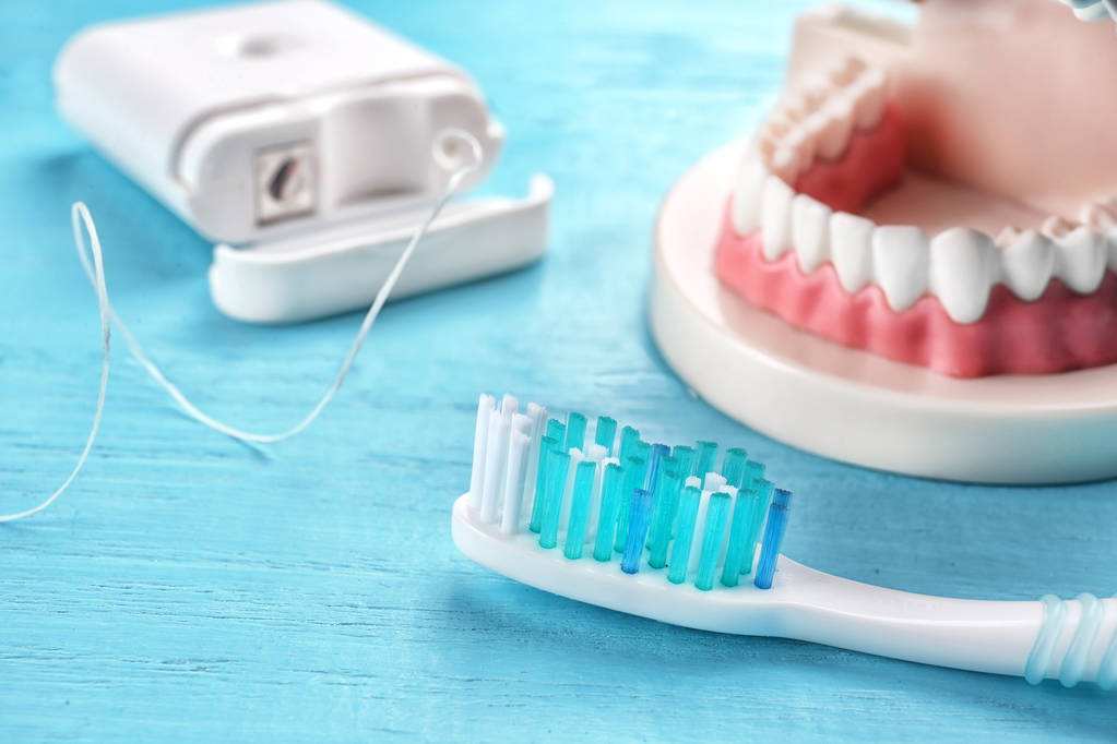 PA610和PA612应用于牙刷丝和牙线生产