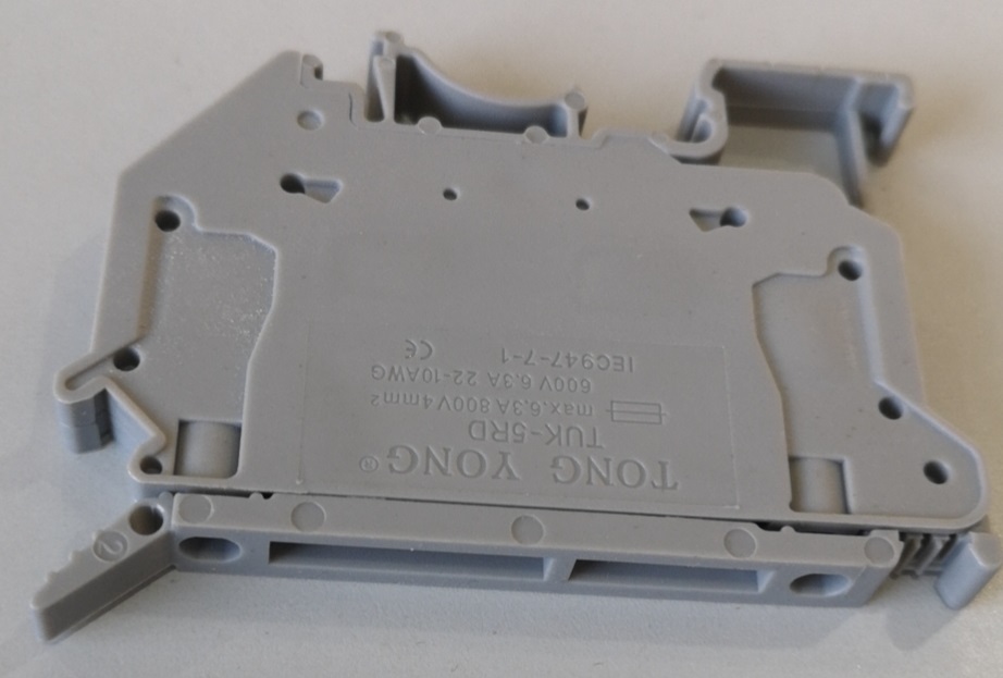 尼龙PA66阻燃材料应用于电器部件接线端子/保险丝盒
